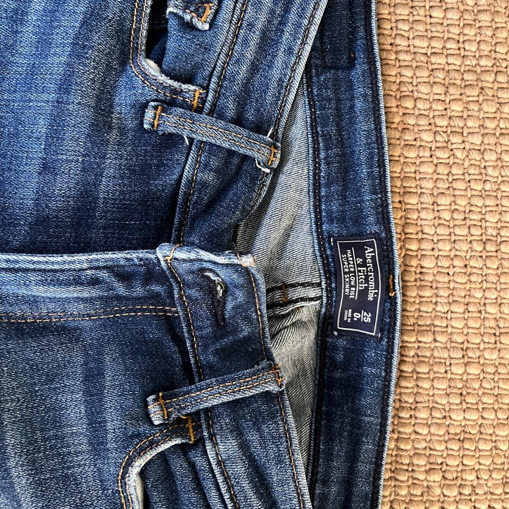 Abercrombie jeans